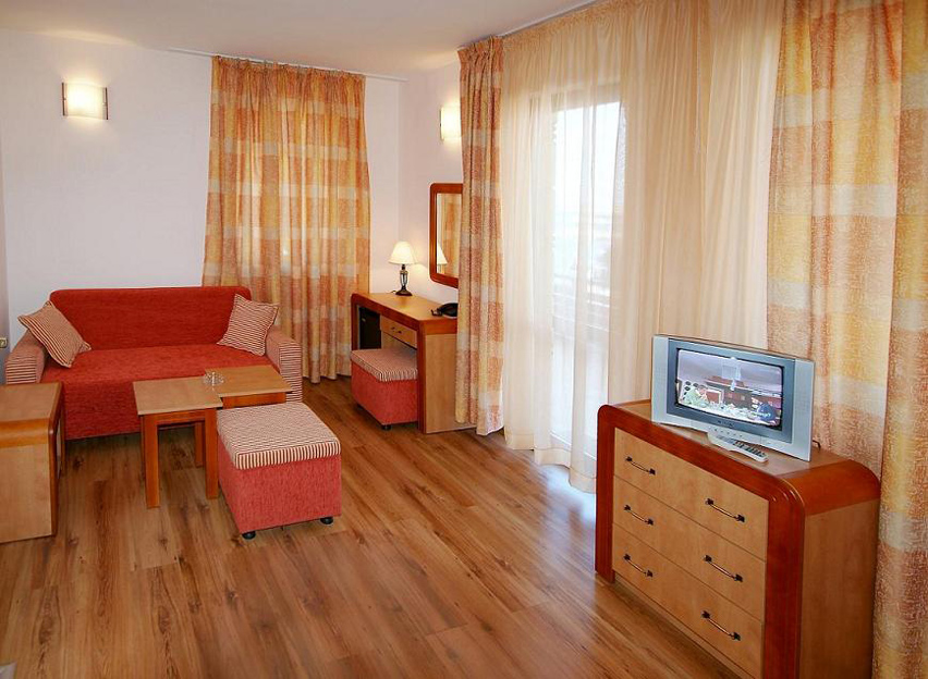 SVETI_NIKOLA_HOTEL_NESSEBAR_BULGARIA_AIR_TOUR_TRAVEL